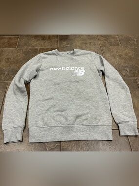 New Balance Light Gray Crewneck Sweatshirt with White Logo